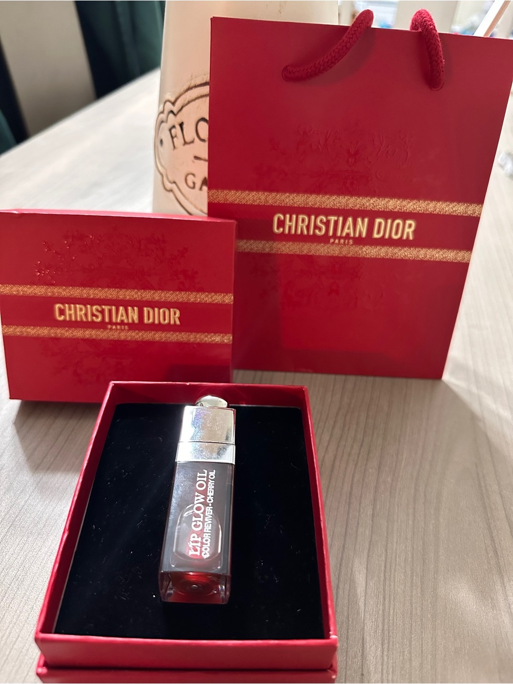 Christian Dior Lip Glow Oil in Red Gift set with box and gift bag
